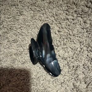 Black Hair Claw Clip